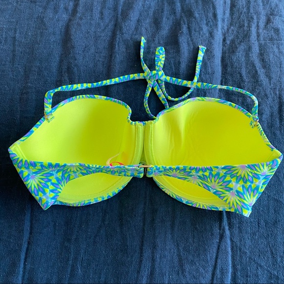 Victoria’s Secret Bandeau Bikini Top - Picture 2 of 4